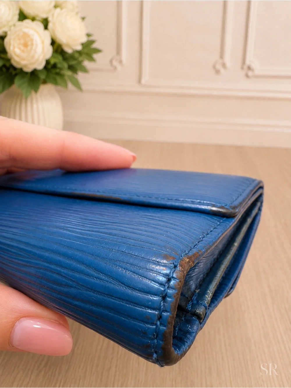 Vintage Louis Vuitton Portefeuille Elise Wallet Toledo Blue Epi Leather